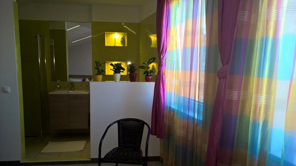 Kazinczy Apartment Keşkemet Oda fotoğraf